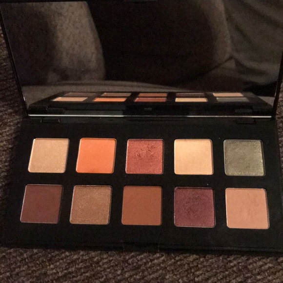 NYX Other - NYX Eyeshadow💙